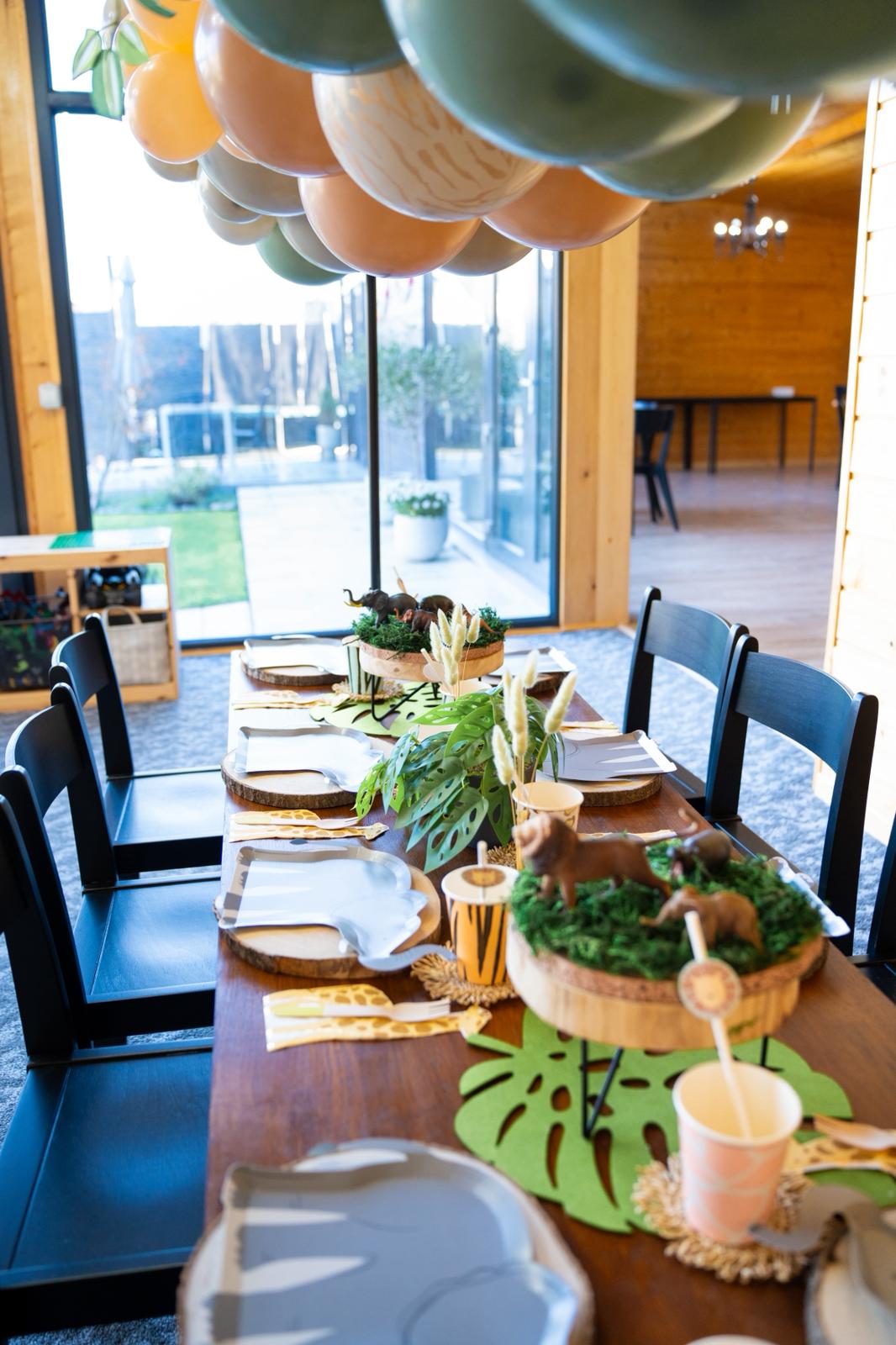 Aranjament masă copii 8