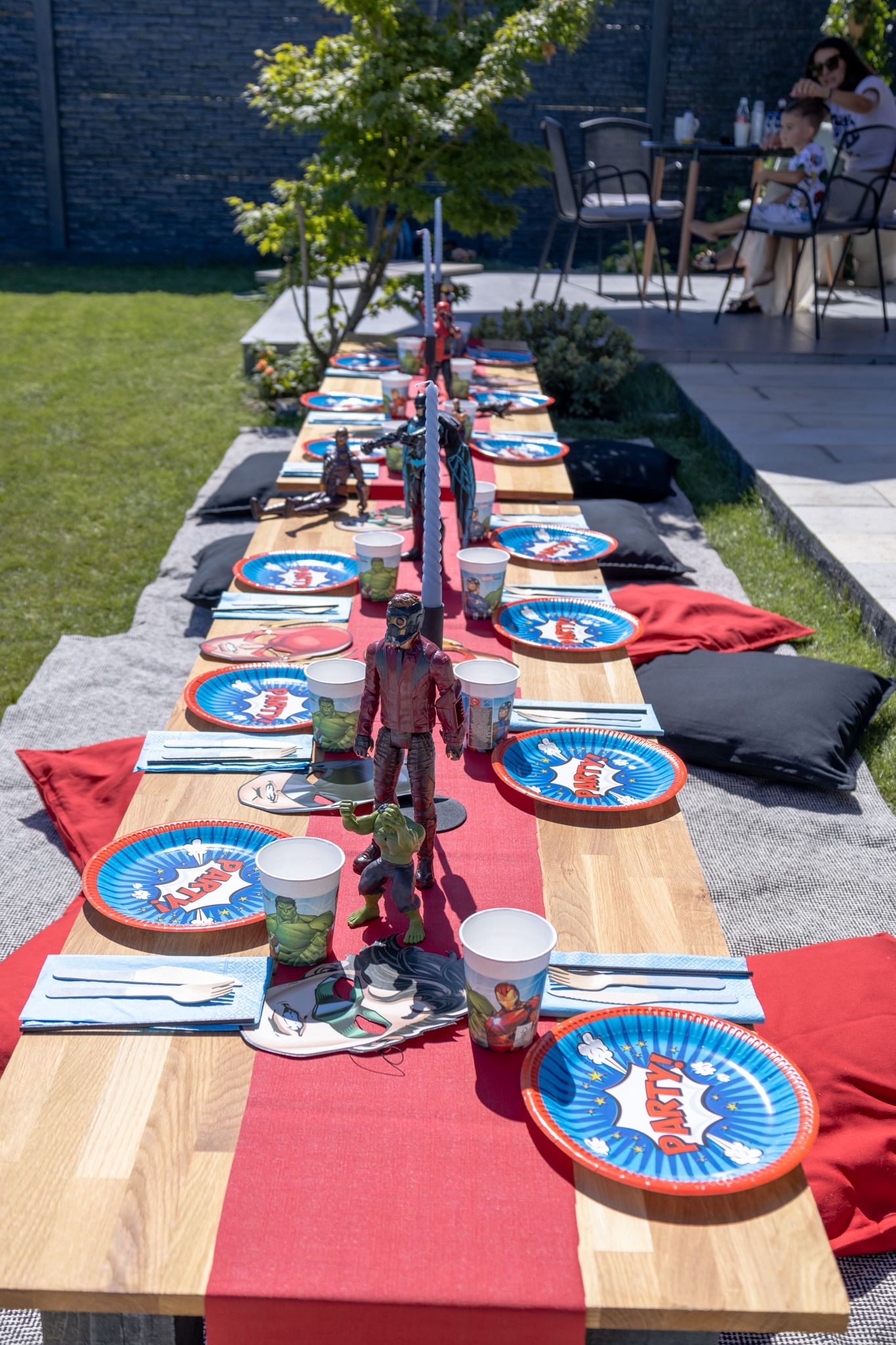 Aranjament masă copii 16